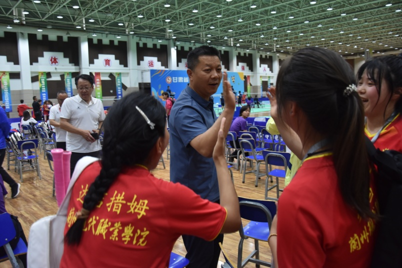 图片4.png 图片4.png