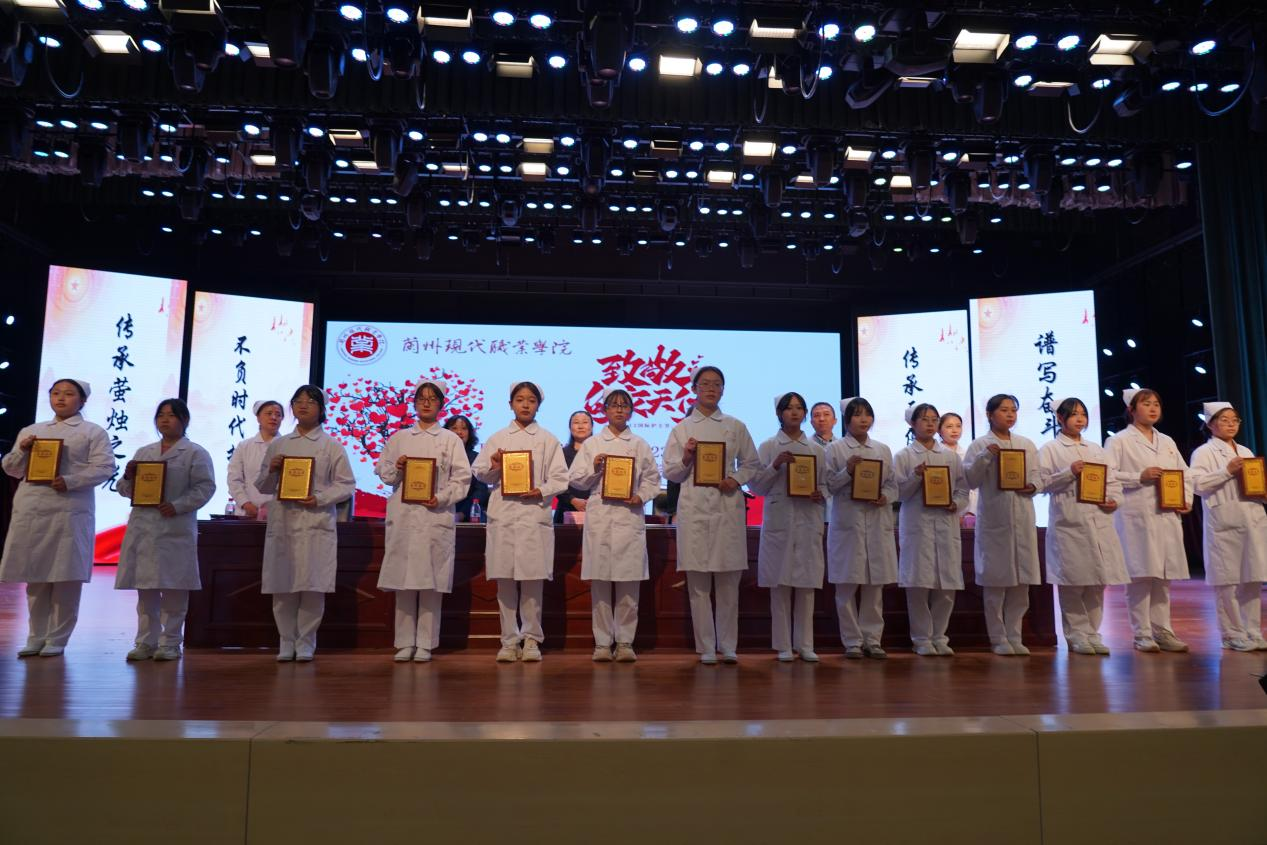 图片8.png 图片8.png