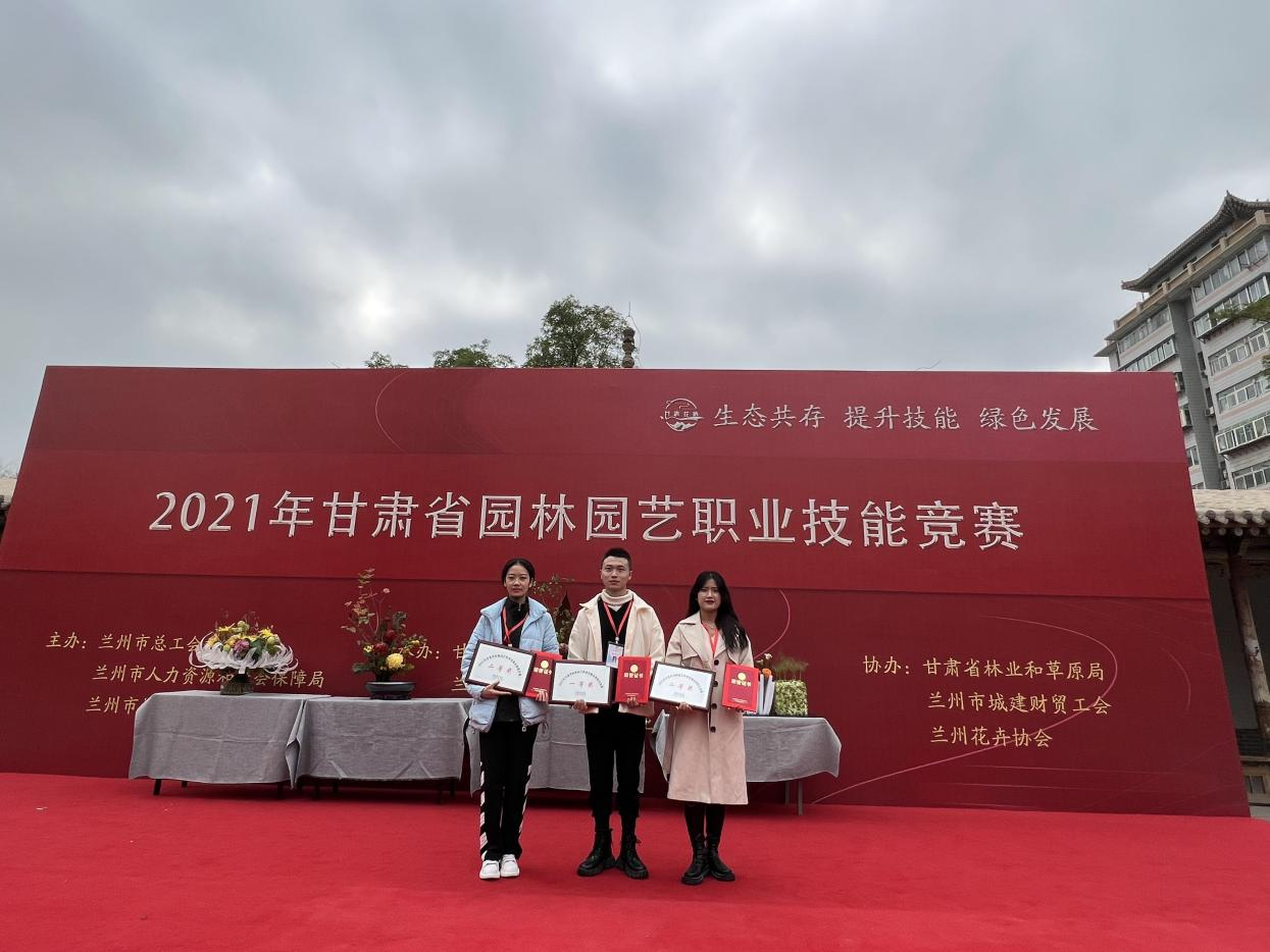 图片4.png 图片4.png