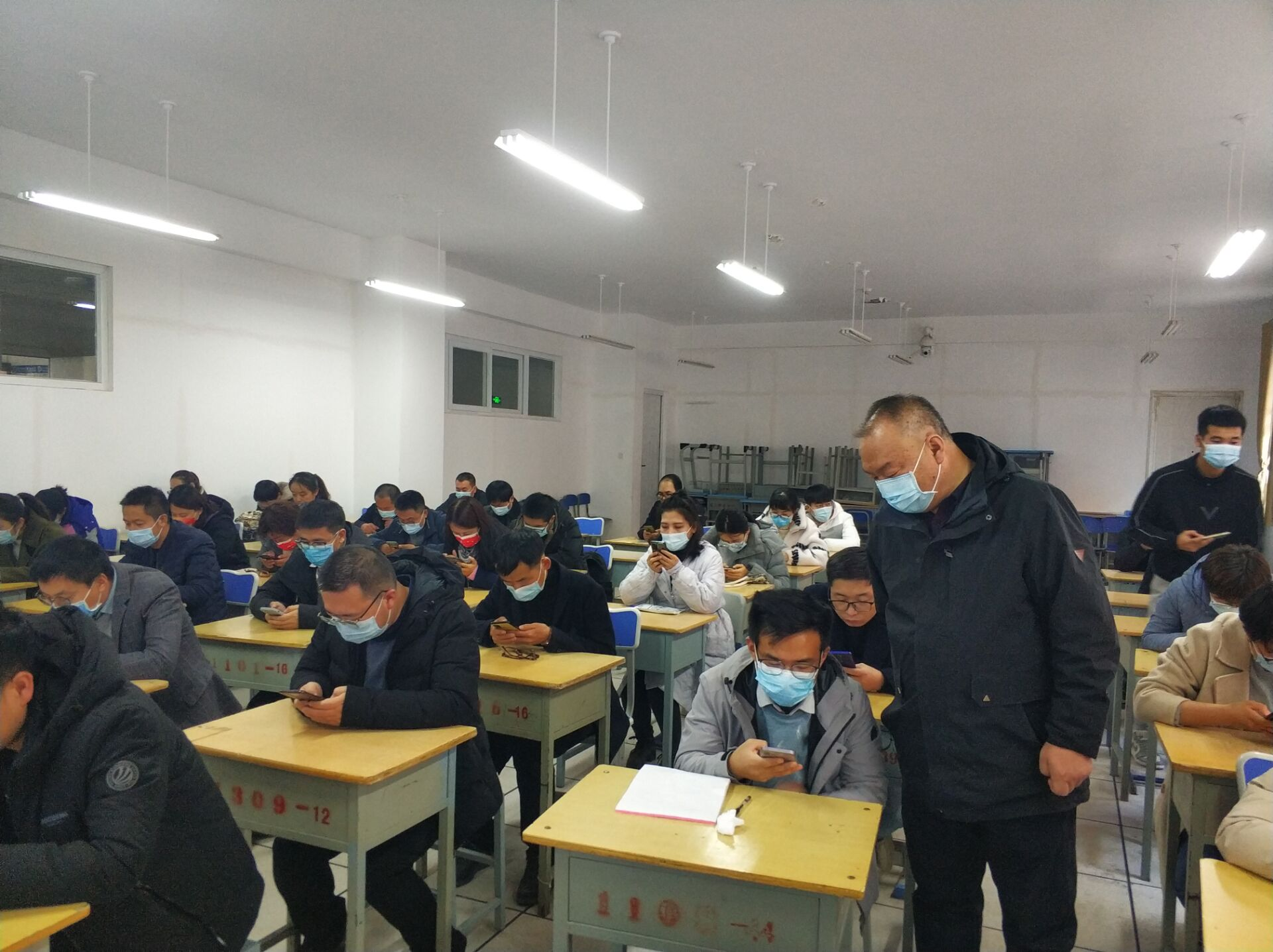 图片2.png 图片2.png